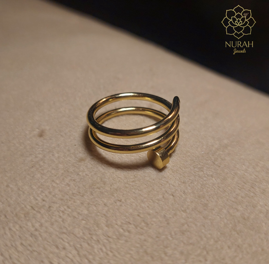 Nail Ring