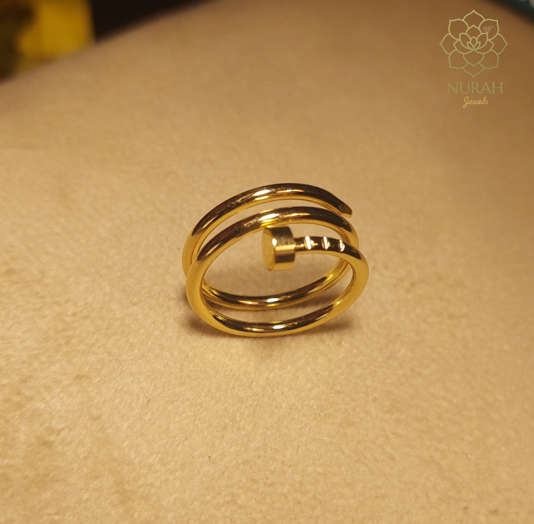Nail Ring