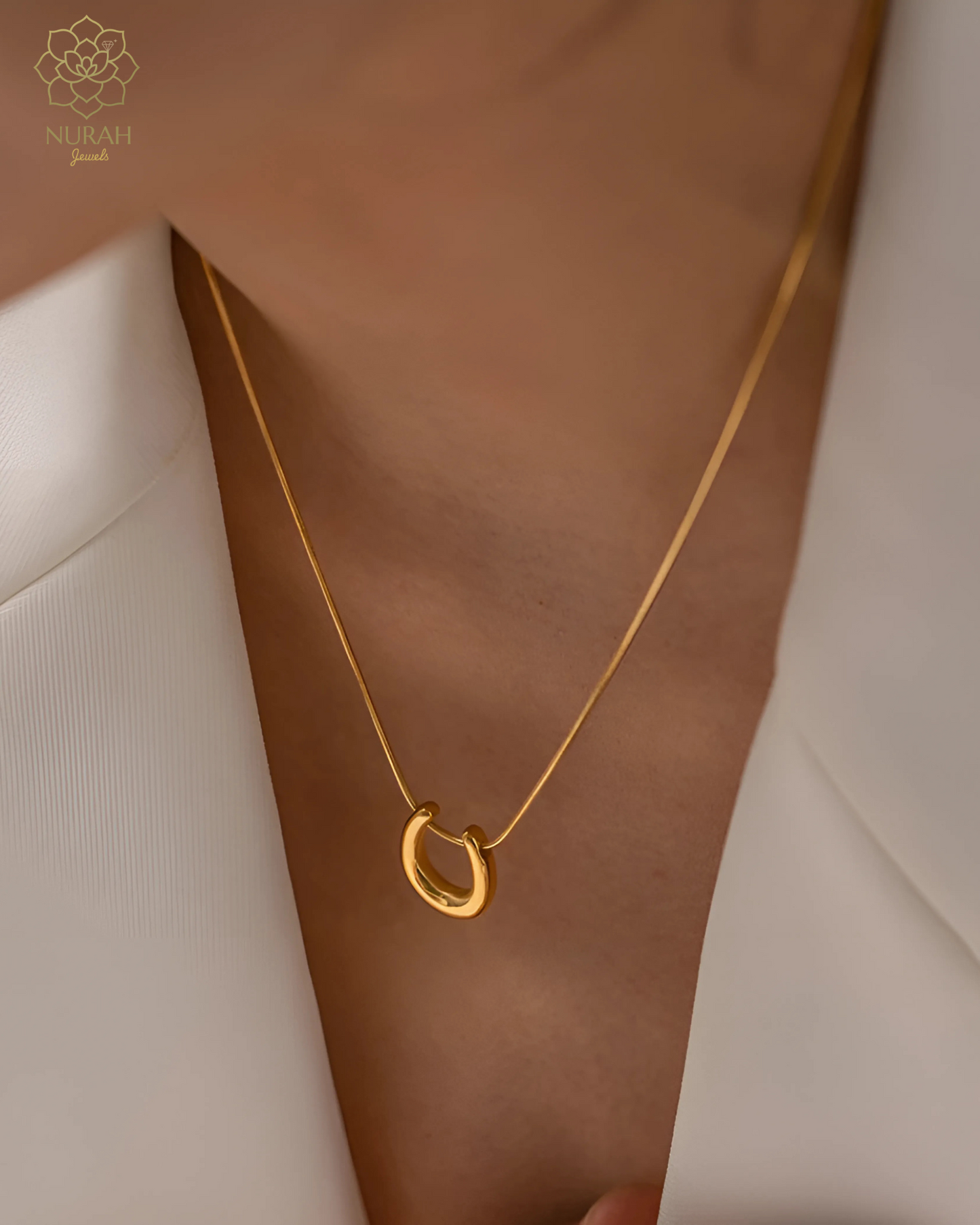 U World Necklace